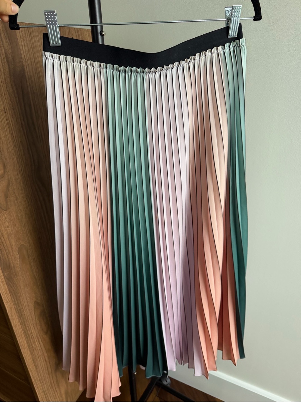 Ted Baker Gradient Colorblock Pleated Midi Skirt Size 2 (US 6) - Picture 13 of 16